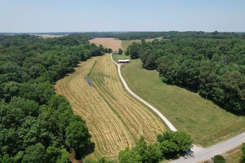 215 Gibbs Rd, Lawrenceburg, TN 38464