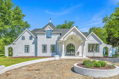 354 Neals Ln, Gallatin, TN 37066
