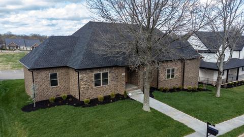 472 Pond Apple Rd, Clarksville, TN 37043