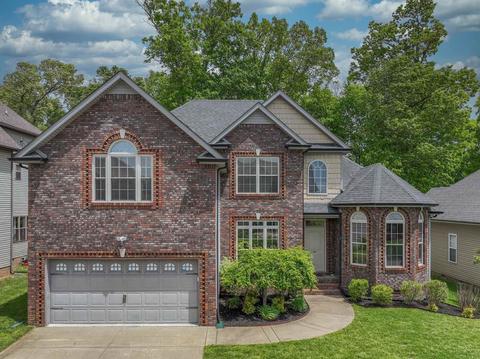 1704 Apache Way, Clarksville, TN 37042