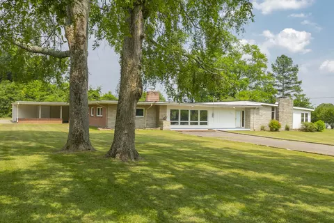 120 Horseshoe Dr, Shelbyville, TN 37160