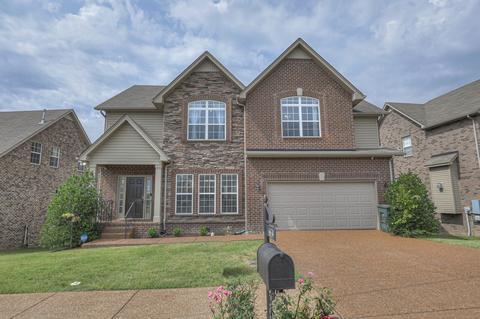 6634 Sunnywood Dr, Nashville, TN 37211