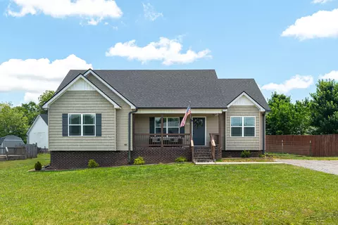 105 Daytona Dr, Cornersville, TN 37047