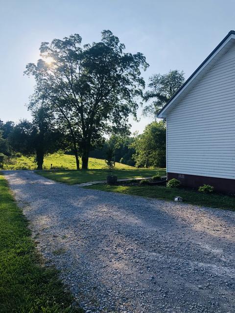 1075 Oak Grove Rd, Goodspring, TN 38460 photo 13