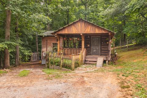18 Peppers Hollow Rd, Lawrenceburg, TN 38464