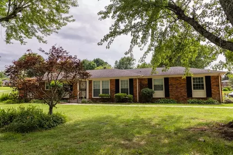 2160 Post Rd, Clarksville, TN 37043