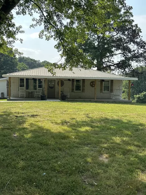 1410 Freeman Loop, Cumberland Furnace, TN 37051
