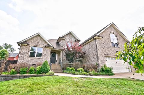221 Abbey Rd, Lebanon, TN 37090