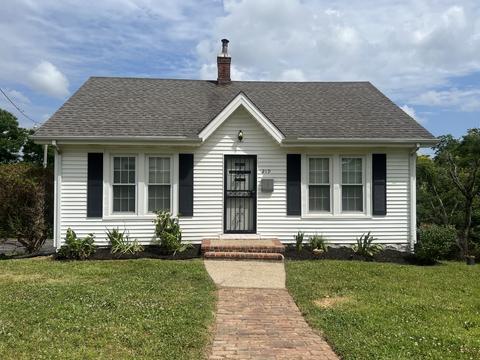 219 Mclemore St, Dickson, TN 37055