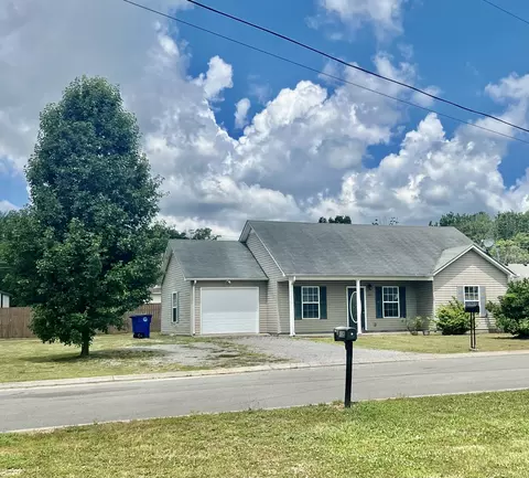 103 Stonefield Cir, Shelbyville, TN 37160
