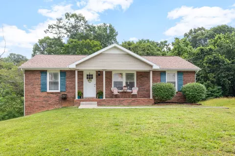 1703 Thistlewood Dr, Clarksville, TN 37042