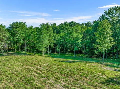 1 Greenfield Estates Dr, Culleoka, TN 38451