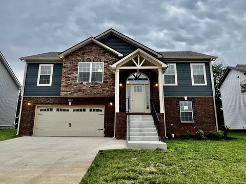 763 Lillian Grace Dr, Clarksville, TN 37043