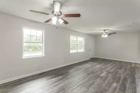 33 Third Ave, Dunlap, TN 37327 photo 4