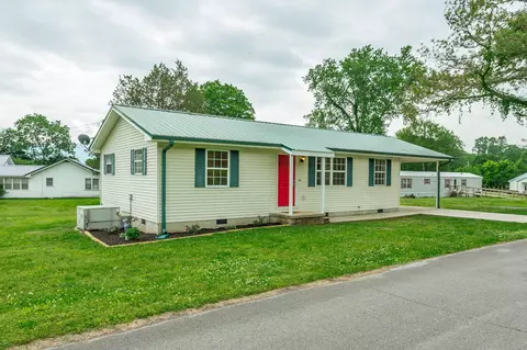 33 Third Ave, Dunlap, TN 37327 photo 2