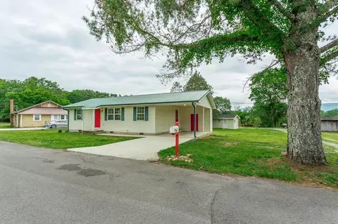33 Third Ave, Dunlap, TN 37327 photo 1