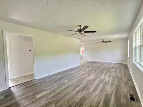 33 Third Ave, Dunlap, TN 37327 photo 3