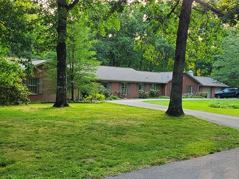 104 Oak Crest Dr, Waverly, TN 37185