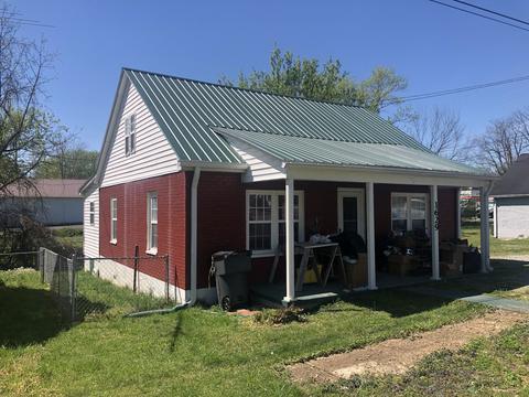 1629 Old Highway 31 E, Westmoreland, TN 37186