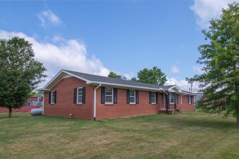 405 S Main St, Cornersville, TN 37047