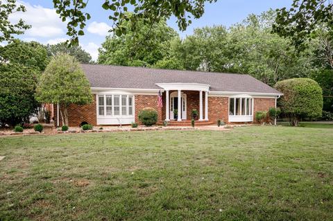 1022 Union St, Shelbyville, TN 37160