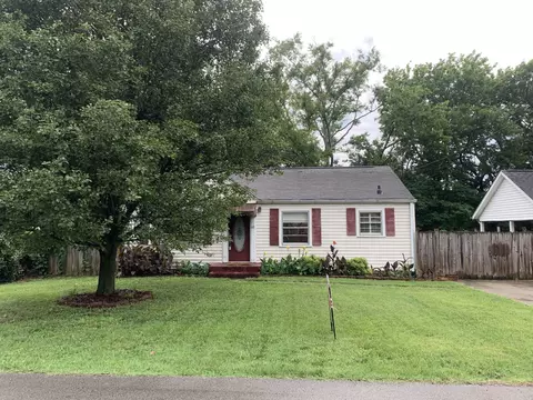 112 Clearview Dr, Lebanon, TN 37087
