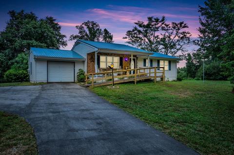 171 Dowdy Rd, Dickson, TN 37055