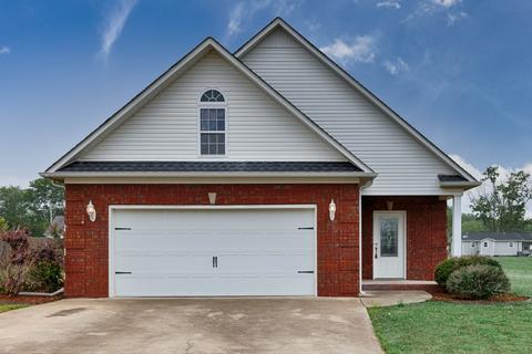 29394 Amy Cir, Ardmore, AL 35739