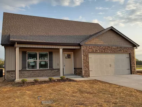 2857 Valley Farms Dr, Christiana, TN 37037
