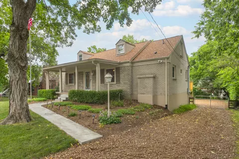 1813 Riverwood Dr, Nashville, TN 37216
