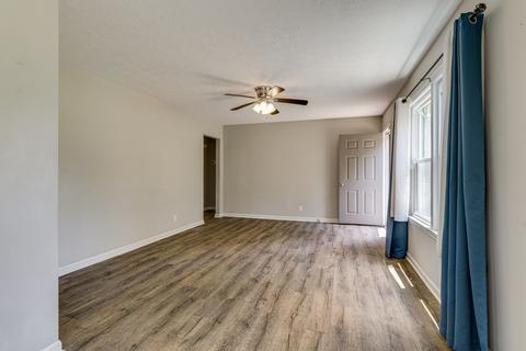 4752 Lahr Rd, Springfield, TN 37172 photo 6