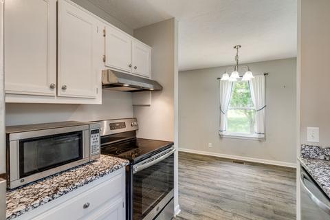 4752 Lahr Rd, Springfield, TN 37172 photo 9