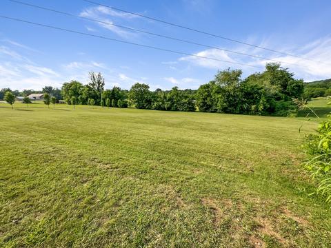 2118 Williamsport Pike, Columbia, TN 38401