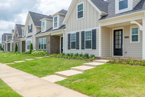 2544 Elmcroft Ave, Murfreesboro, TN 37128