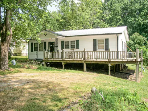 224 Vickers Hollow Rd, Smithville, TN 37166