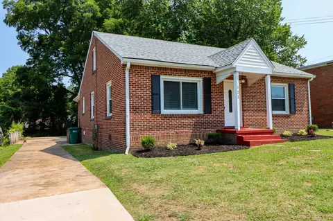 121 Maple St, Jackson, TN 38301 photo 2