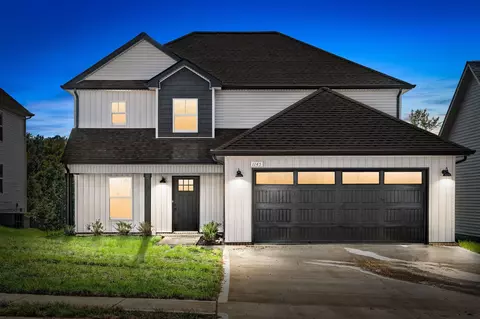 1145 Old Charlotte Trce, Clarksville, TN 37040