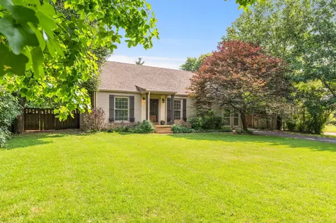 313 Lauderdale Rd, Nashville, TN 37205