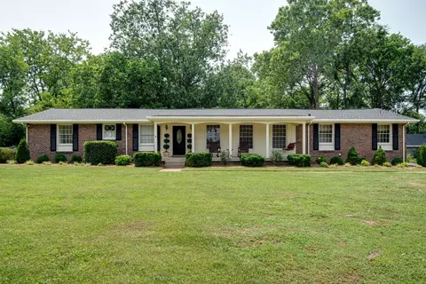 5413 Wakefield Dr, Nashville, TN 37220