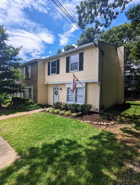 112 Lake Forest Ct, Nashville, TN 37217
