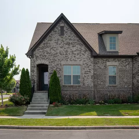 1172 Cavaletti Cir W, Gallatin, TN 37066