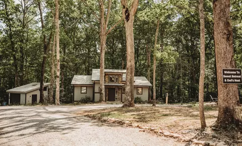 254 Waters Edge Way, Tracy City, TN 37387