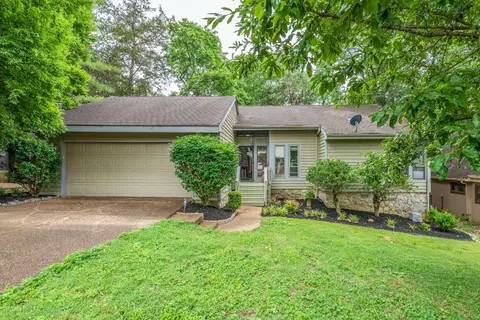 2521 Ravine Dr, Nashville, TN 37217