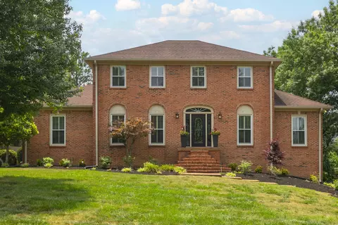 122 Hedgelawn Dr, Hendersonville, TN 37075
