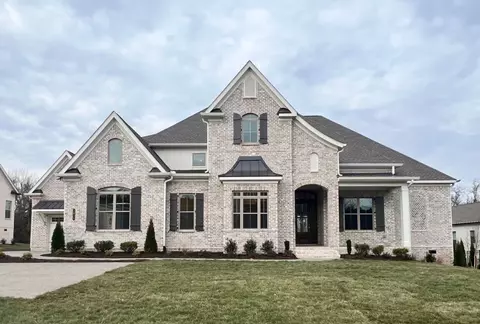 1015 Sinatra Dr, Nolensville, TN 37135