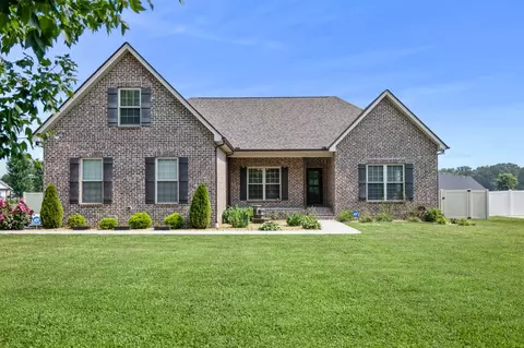 528 Lexington Cir, Manchester, TN 37355