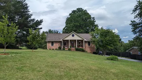 100 Lakeside Dr, Portland, TN 37148