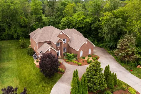 2000 Lincoln Rd, Spring Hill, TN 37174