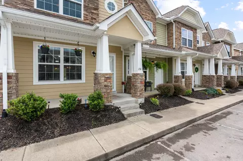 274 Cobblestone Place Dr, Goodlettsville, TN 37072