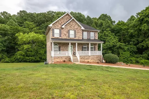 151 Lena Loop, Burns, TN 37029 photo 2